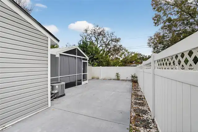Listing Photo 32