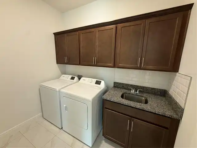 Listing Photo 14