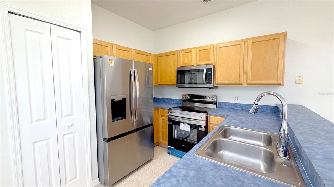 Listing Photo 9