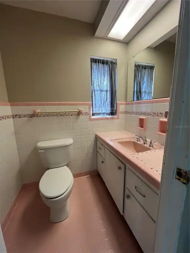 Listing Photo 9