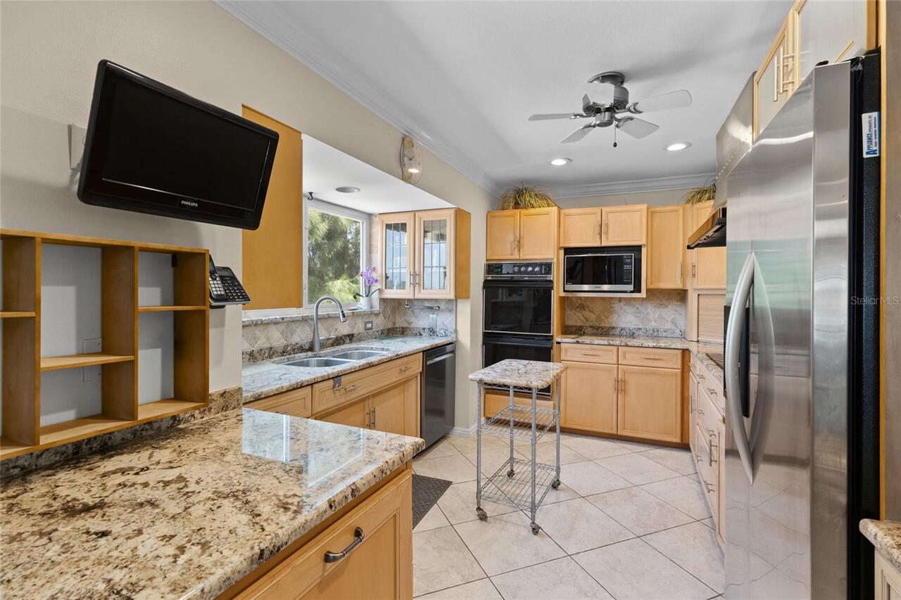 Listing Photo 11