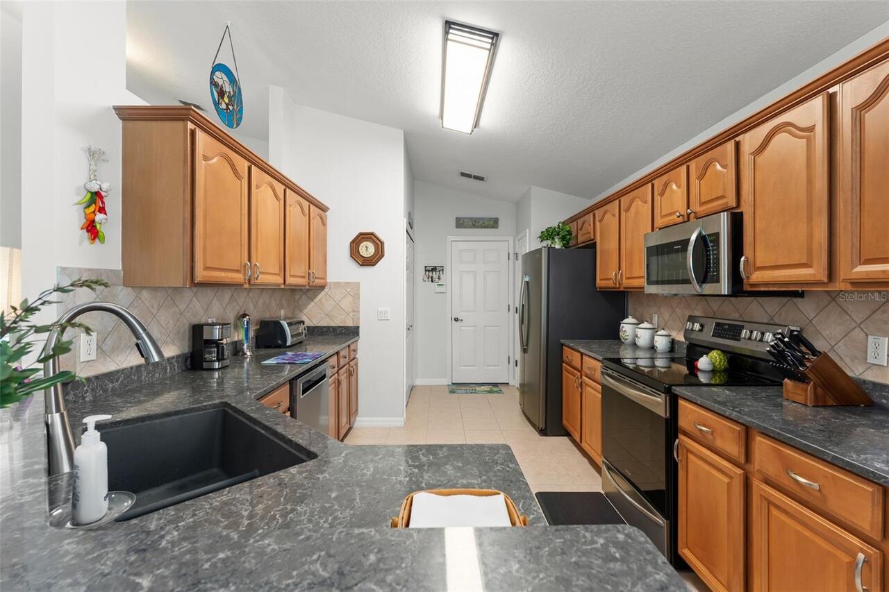 Listing Photo 14