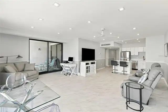 Listing Photo 22