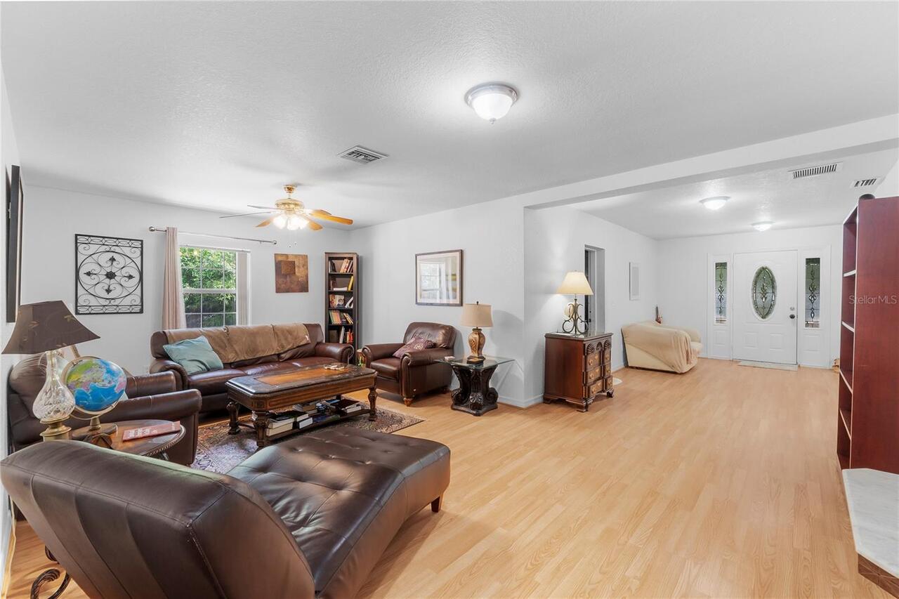 Listing Photo 28