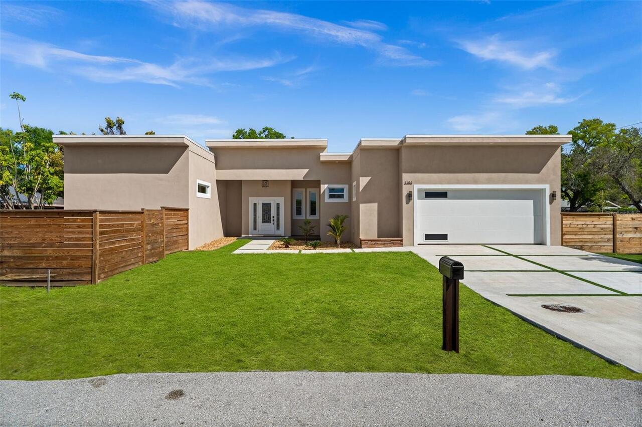 Sarasota Real Estate