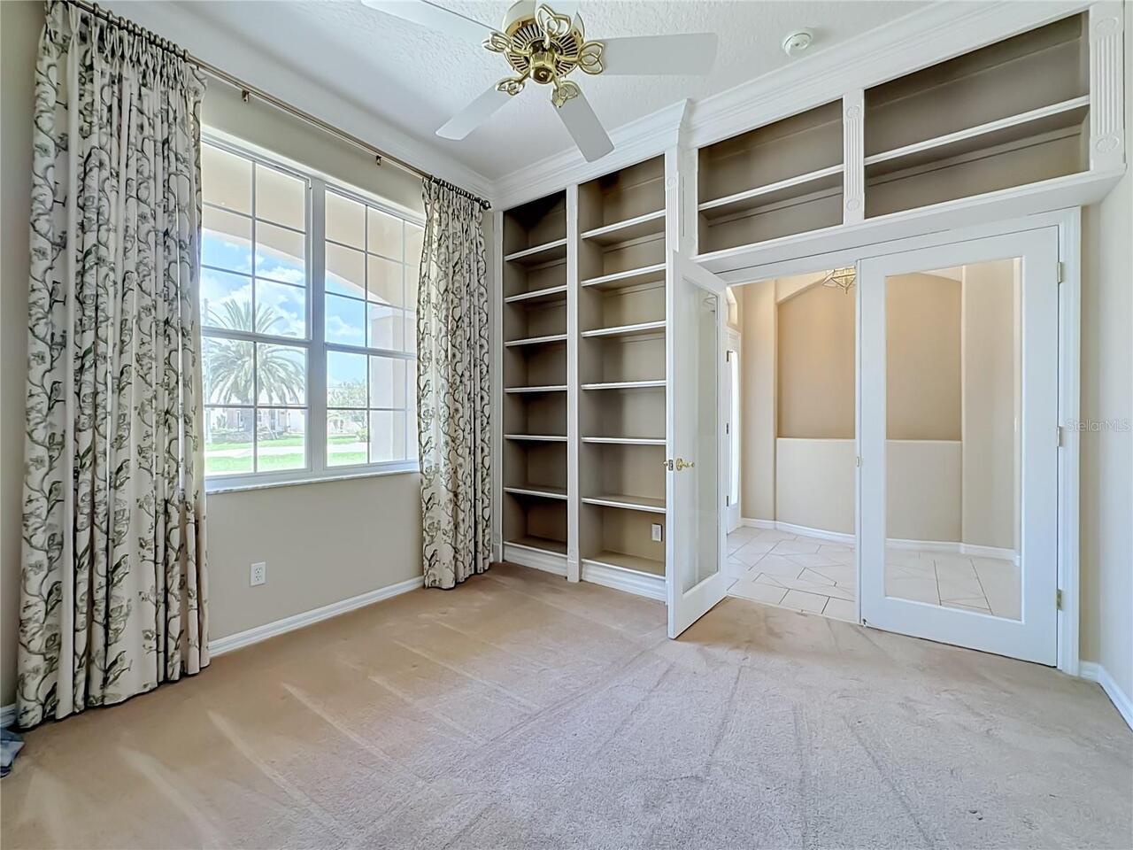 Listing Photo 11