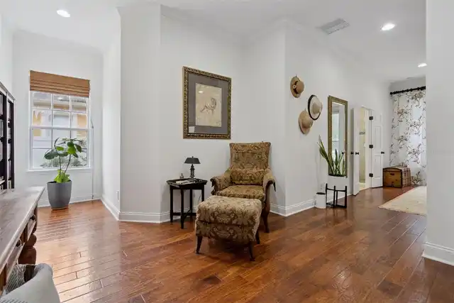 Listing Photo 25