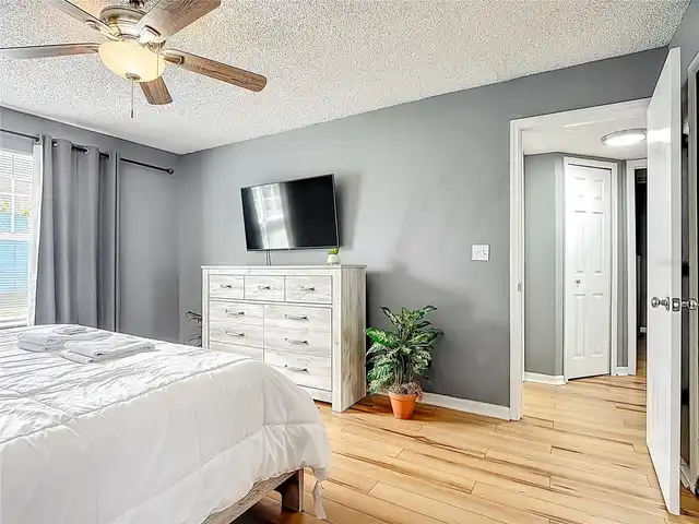 Listing Photo 22