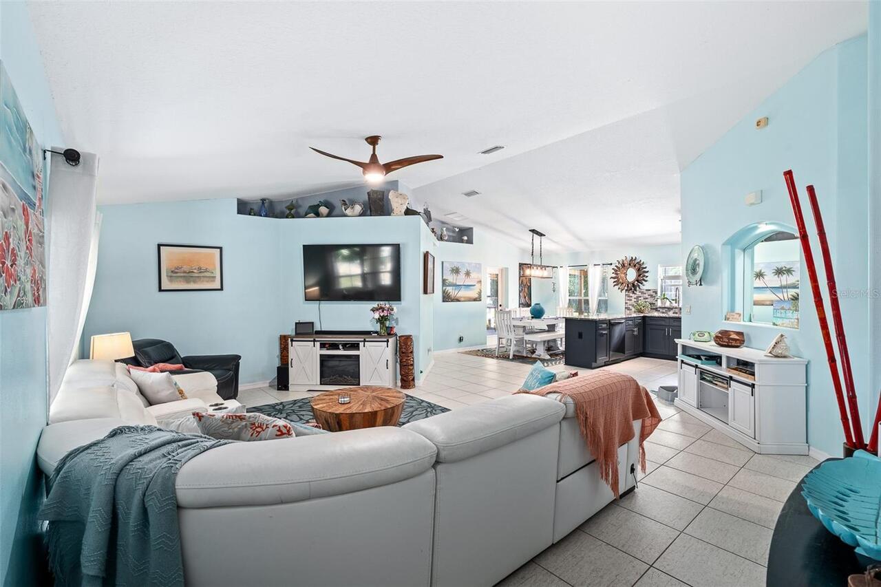 Listing Photo 7