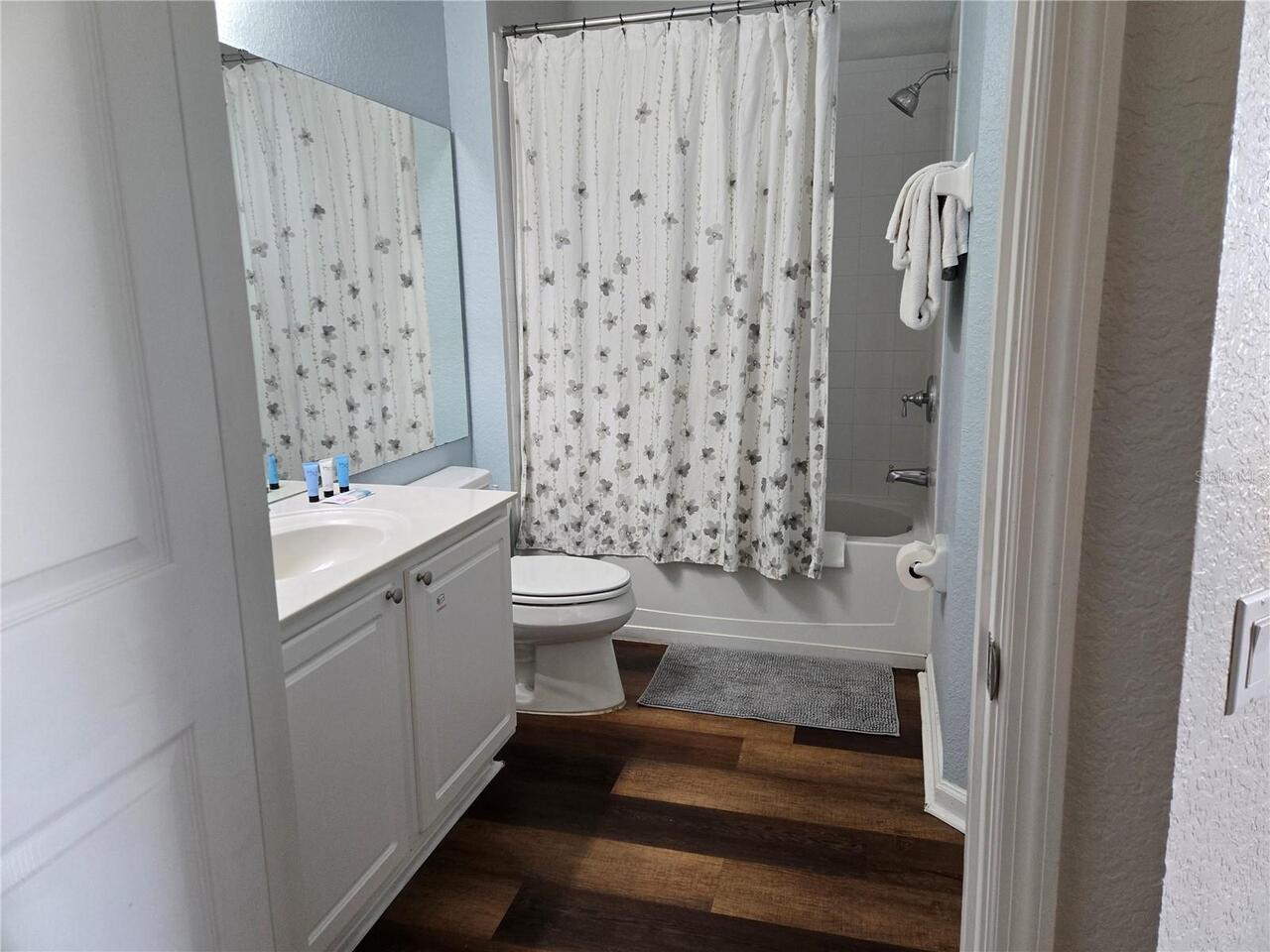 Listing Photo 7