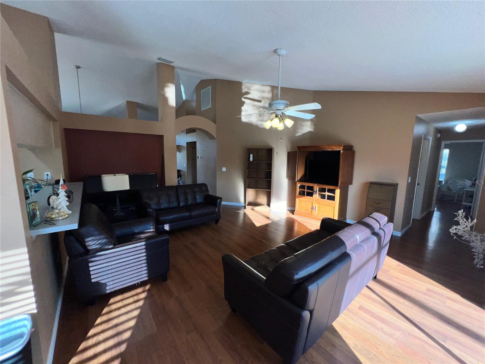 Listing Photo 28