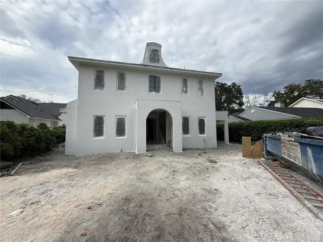 Listing Photo 9