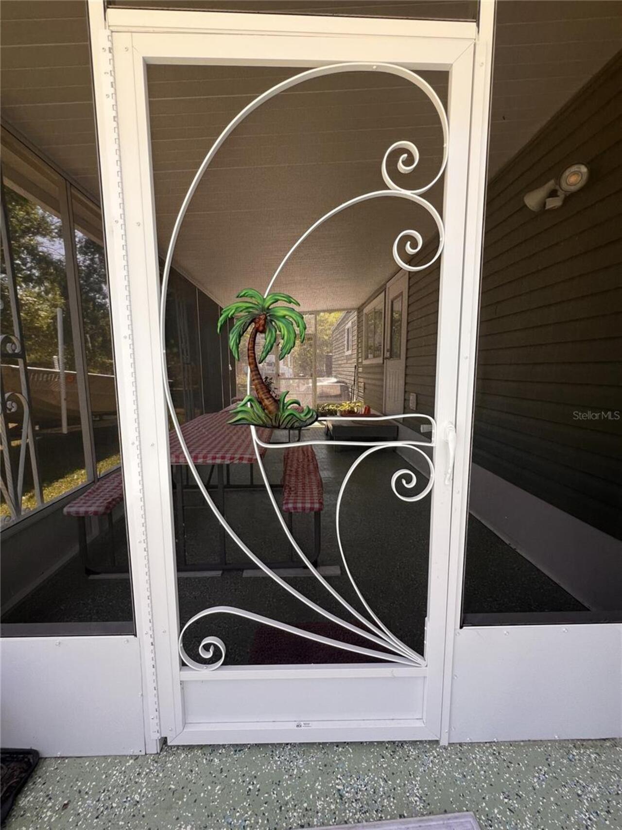 Listing Photo 17