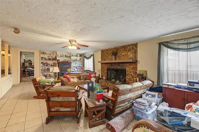 Listing Photo 25