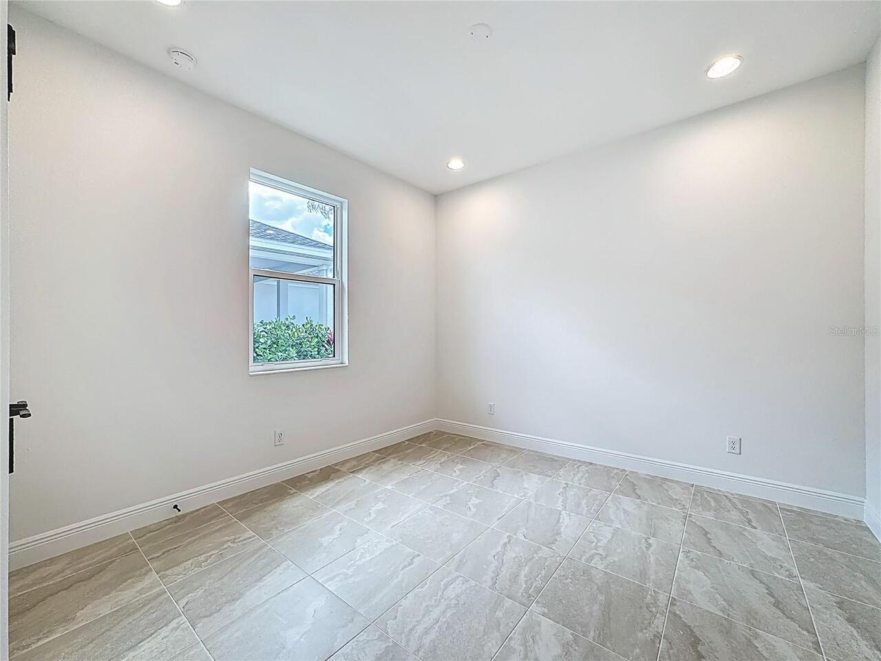 Listing Photo 26
