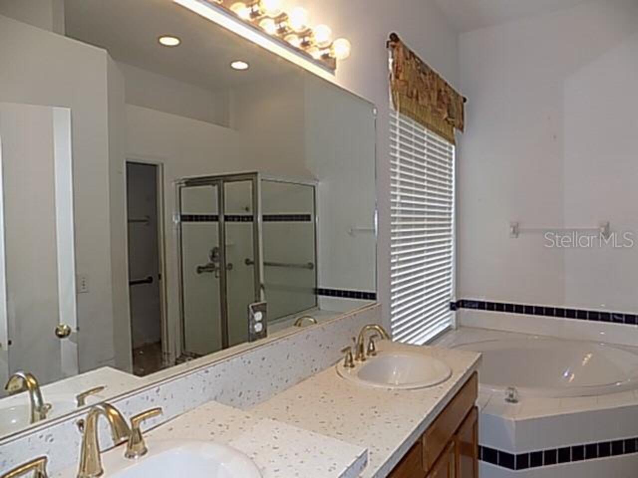 Listing Photo 11