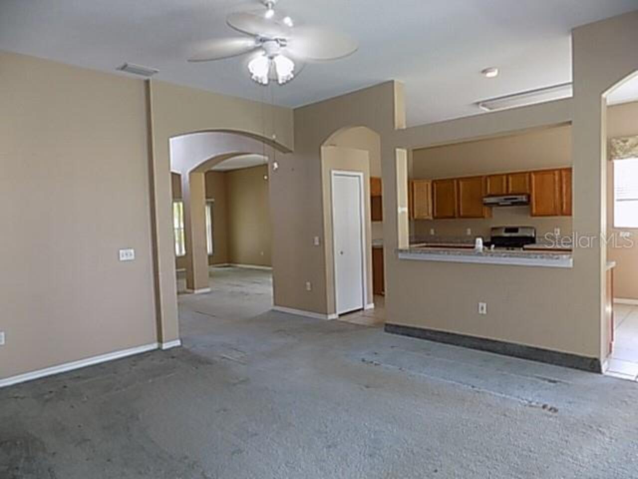 Listing Photo 12