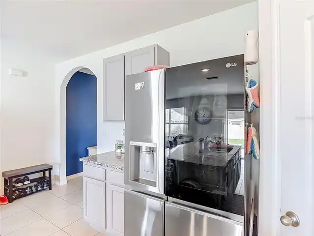 Listing Photo 6