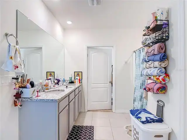 Listing Photo 16