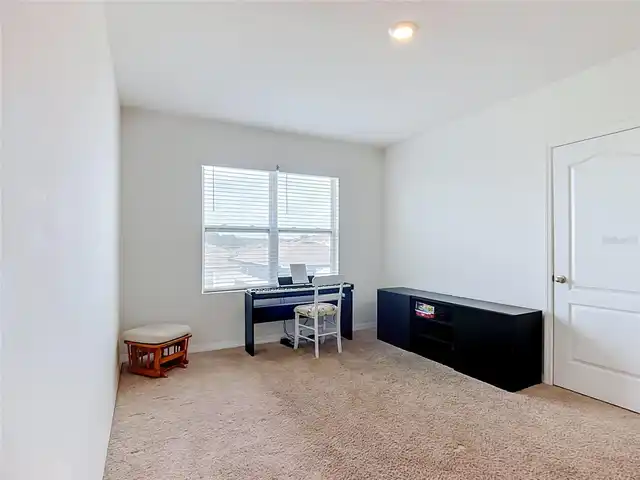 Listing Photo 19