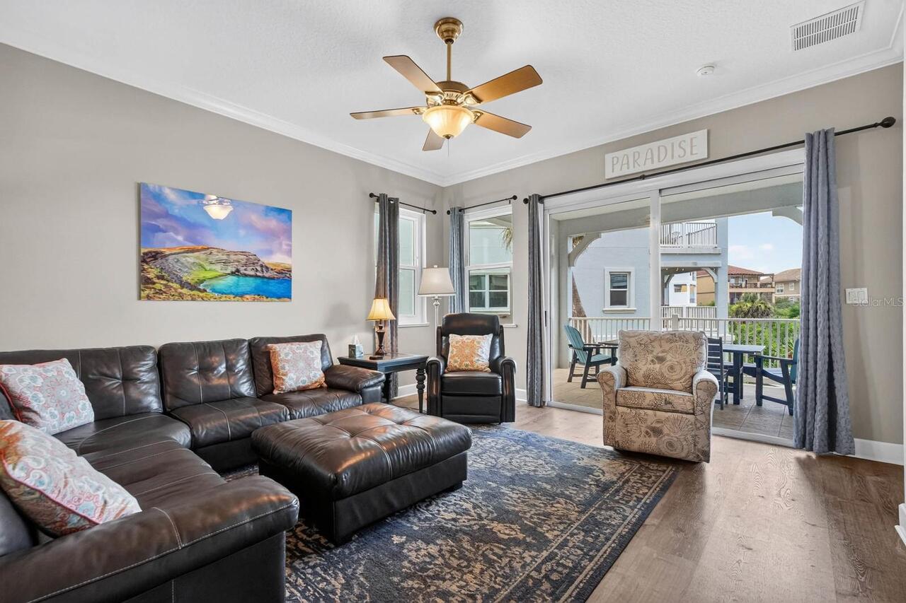Listing Photo 10