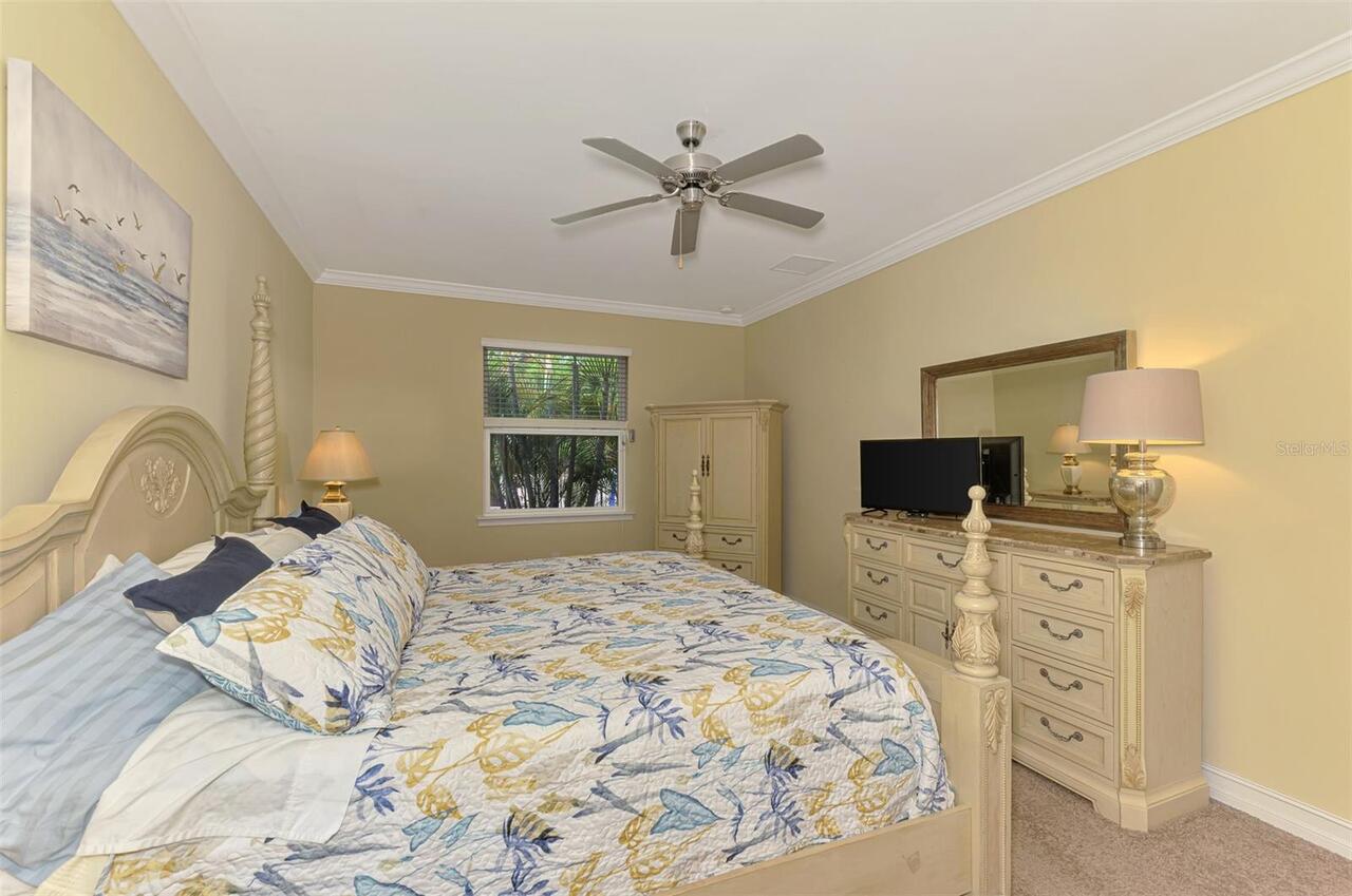 Listing Photo 33