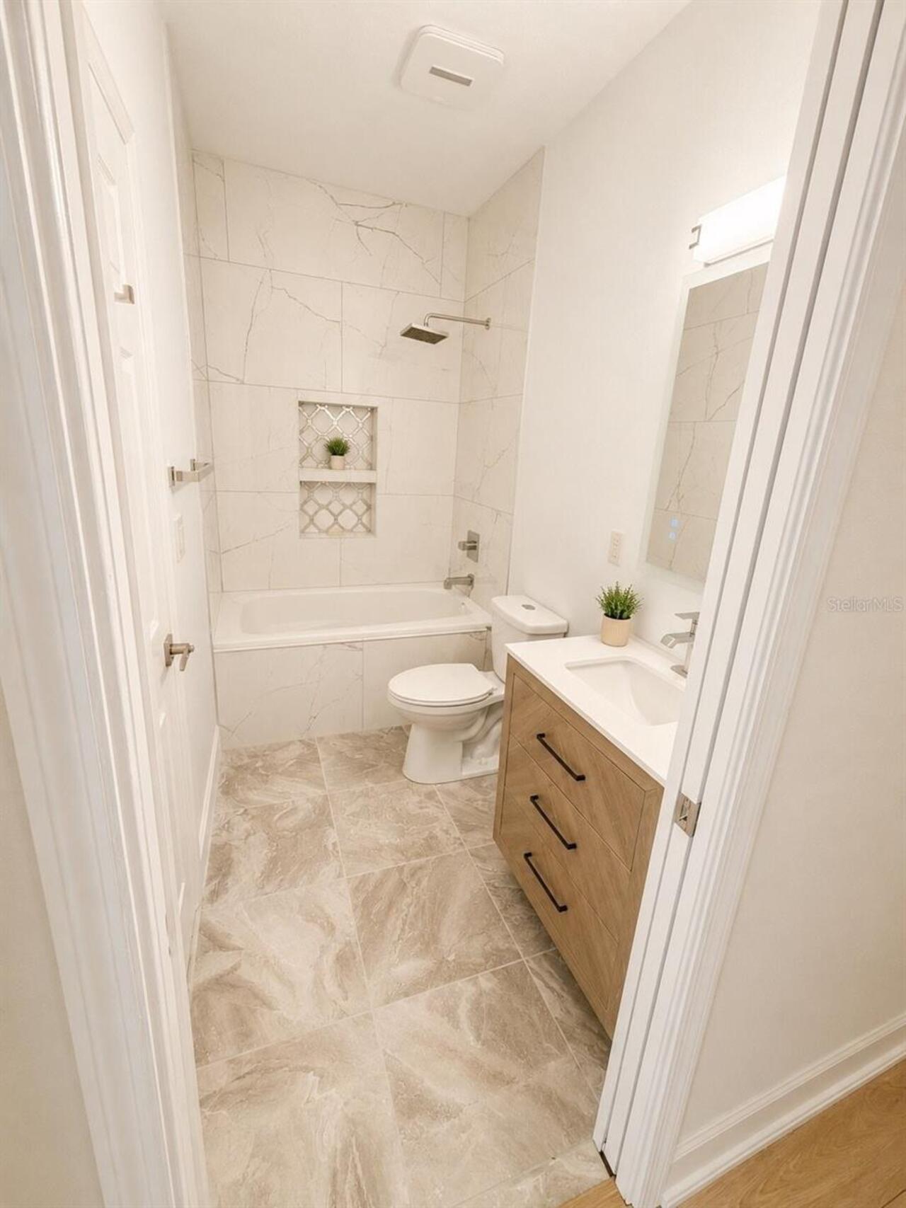 Listing Photo 24