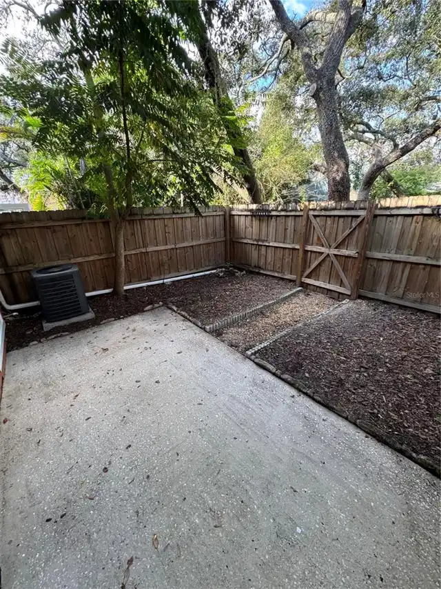Listing Photo 15