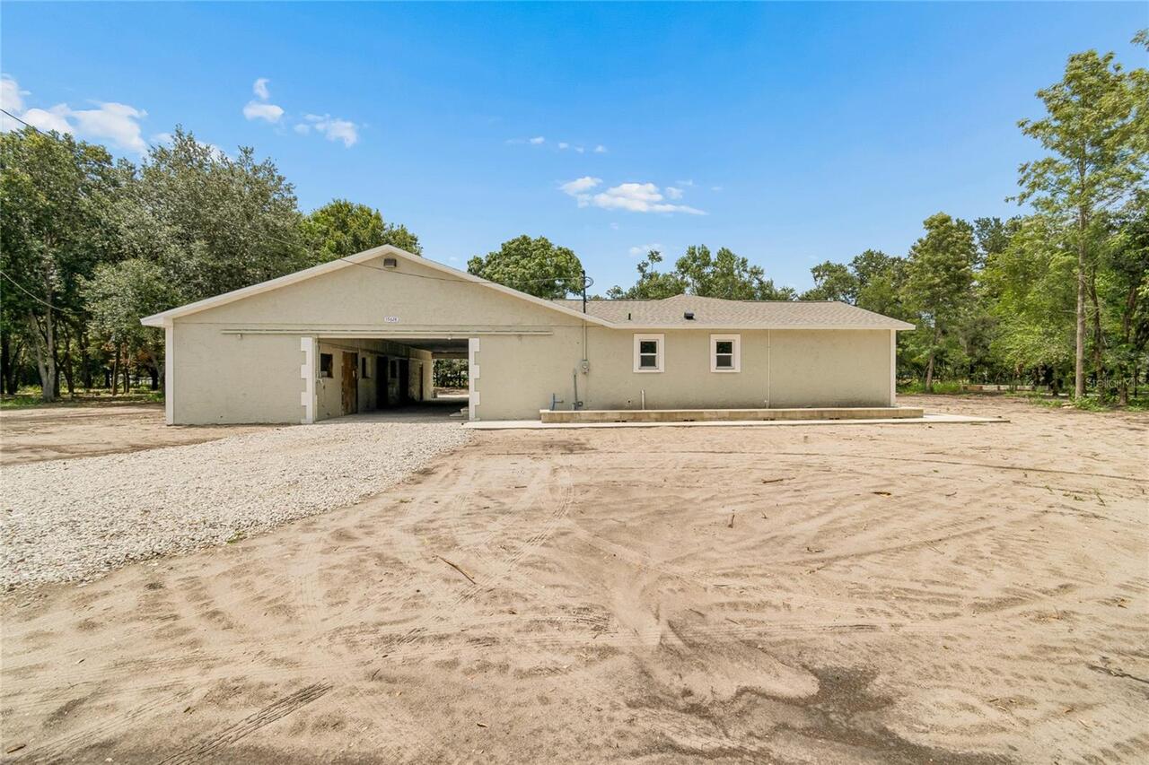 Listing Photo 10