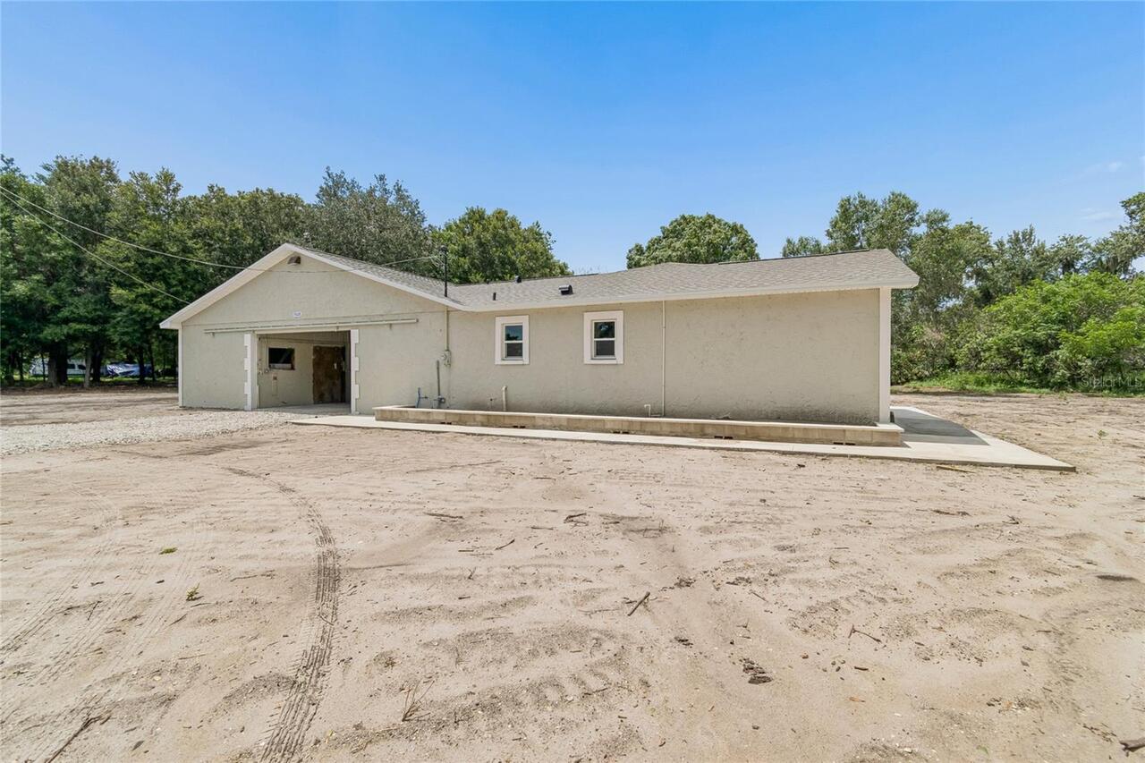 Listing Photo 12