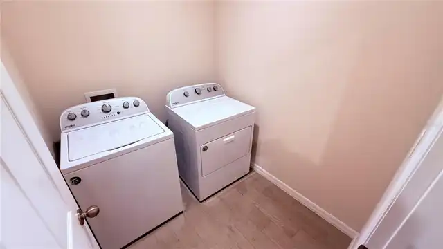 Listing Photo 22