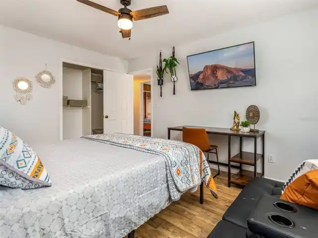 Listing Photo 18