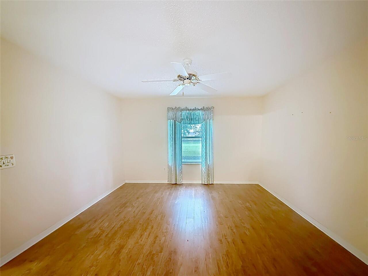 Listing Photo 34