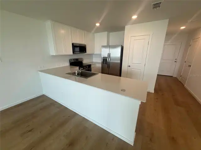 Listing Photo 9