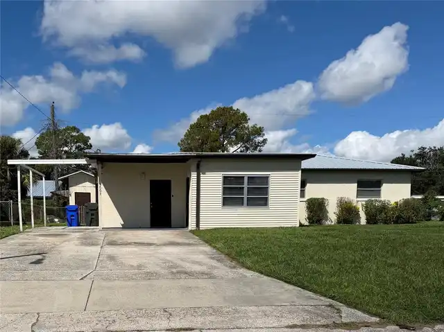 4BR, Residential Lease, 2BA, $1,700
Read More