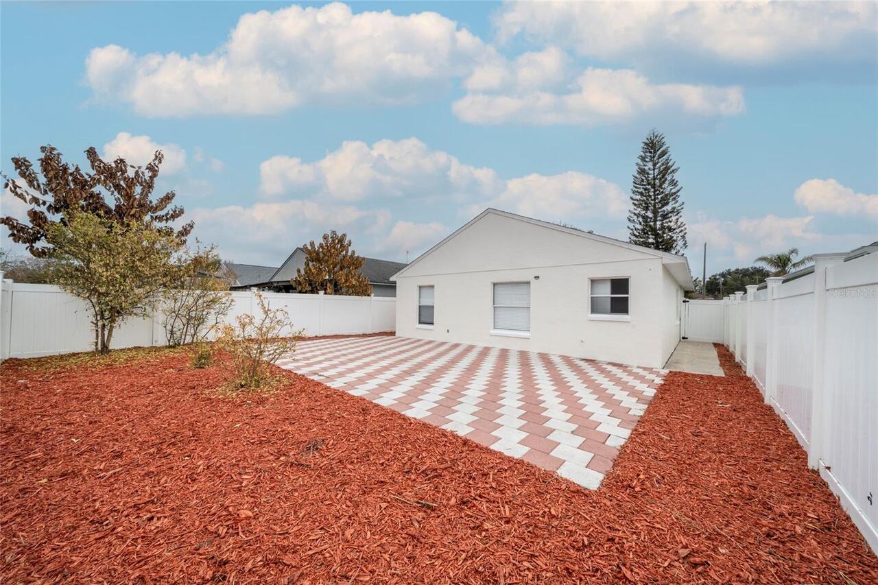 Listing Photo 19