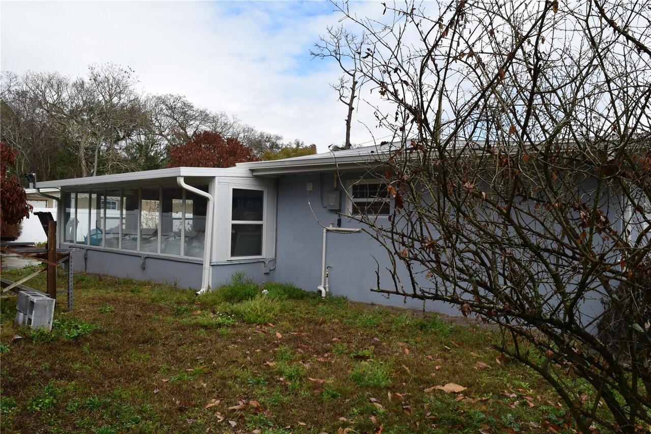 Listing Photo 12