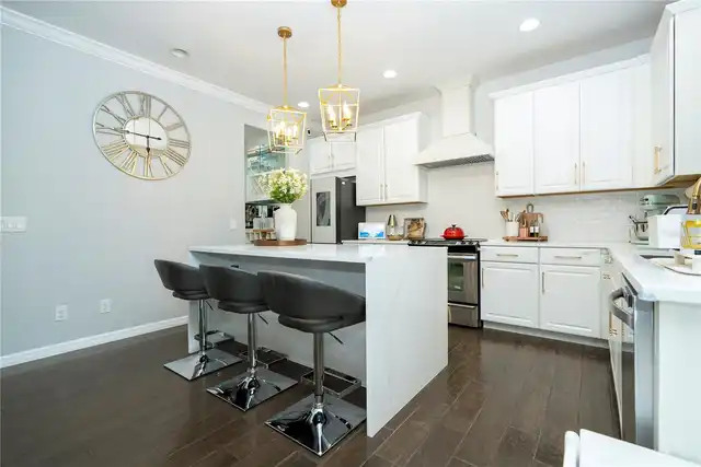 Listing Photo 15