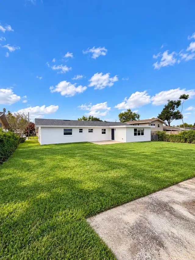 Listing Photo 15