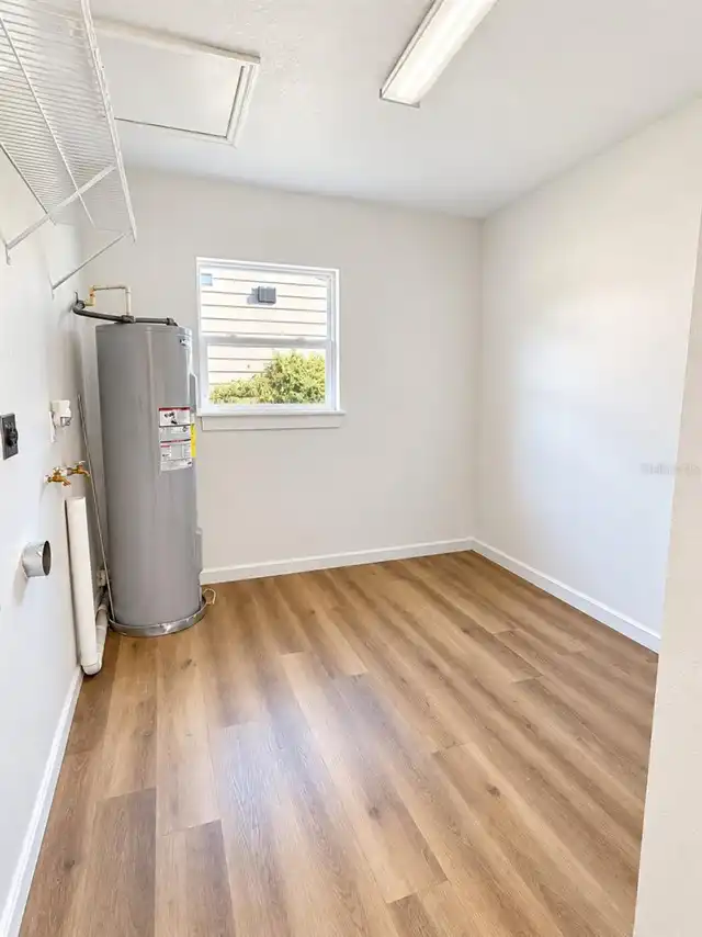 Listing Photo 16