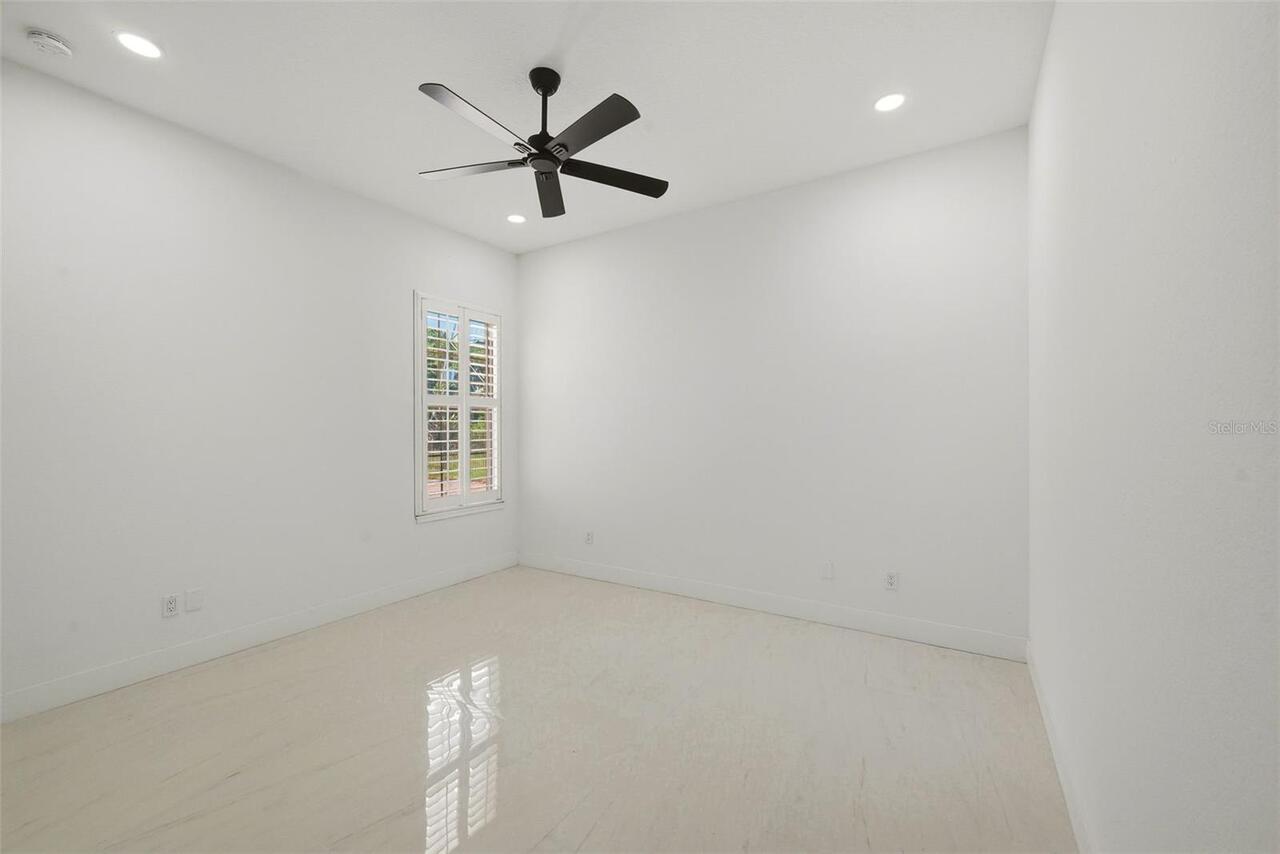 Listing Photo 43