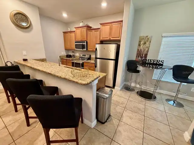 Listing Photo 10