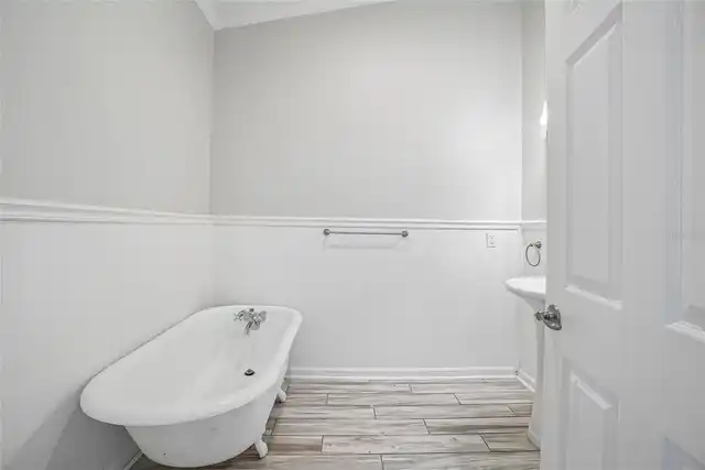 Listing Photo 54