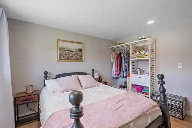 Listing Photo 15