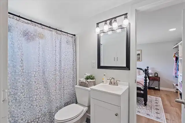 Listing Photo 17