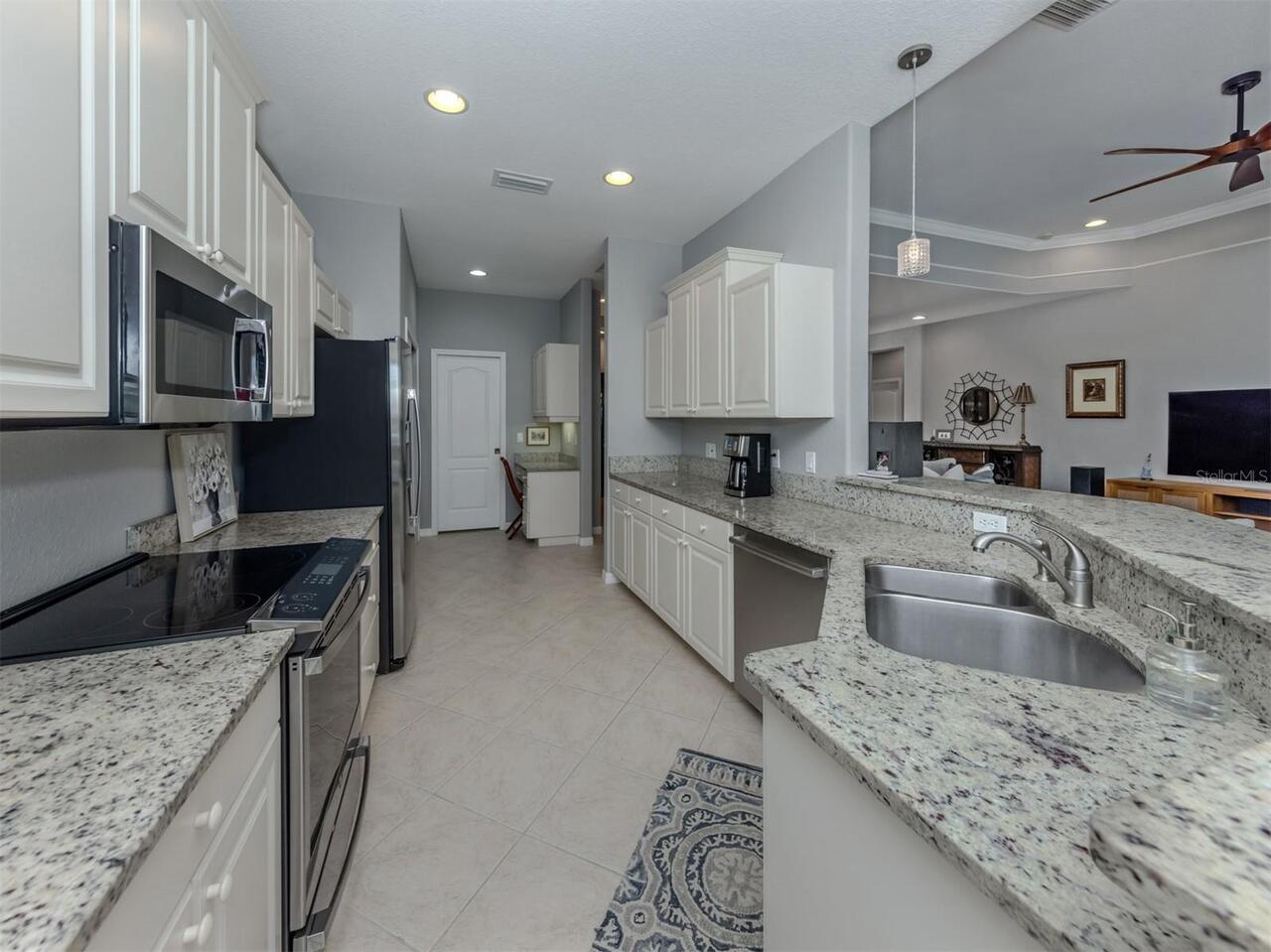 Listing Photo 15