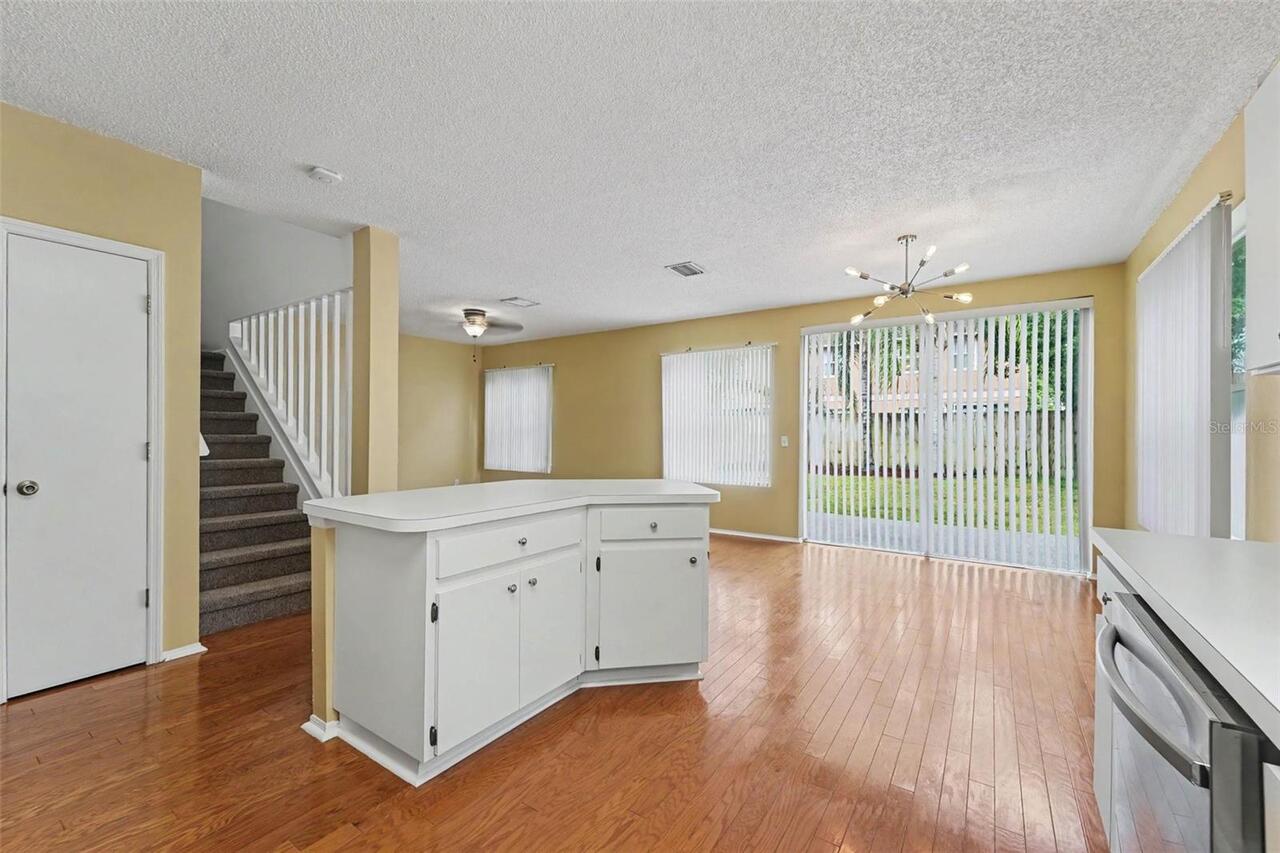 Listing Photo 10