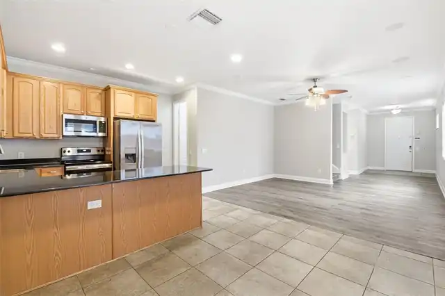 Listing Photo 13