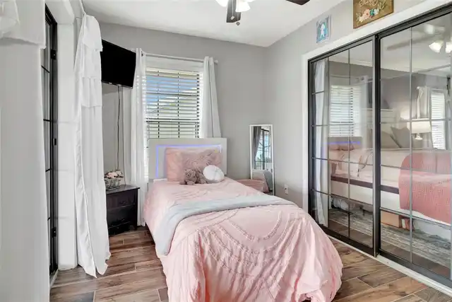 Listing Photo 29