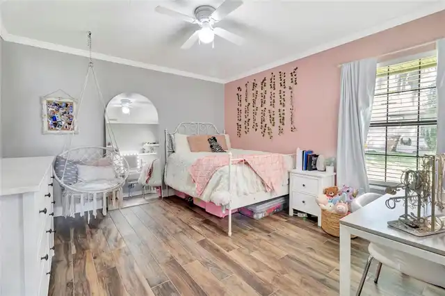 Listing Photo 32
